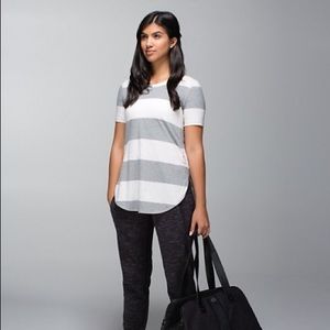 Lululemon OM tee